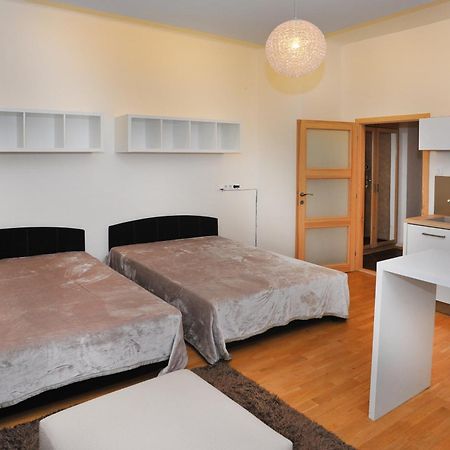 Apartment Near The Old Town Square Prag Exterior foto